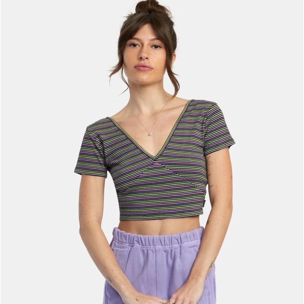 NWT RVCA Top V neck